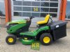 John Deere Zitmaaier / tuintrekker X147R (LH)  #60816