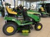 John Deere Zitmaaier / tuintrekker X107 (HG)  #691678